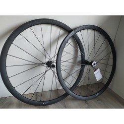 Roues Dt SWISS 1800 DB Spline 32